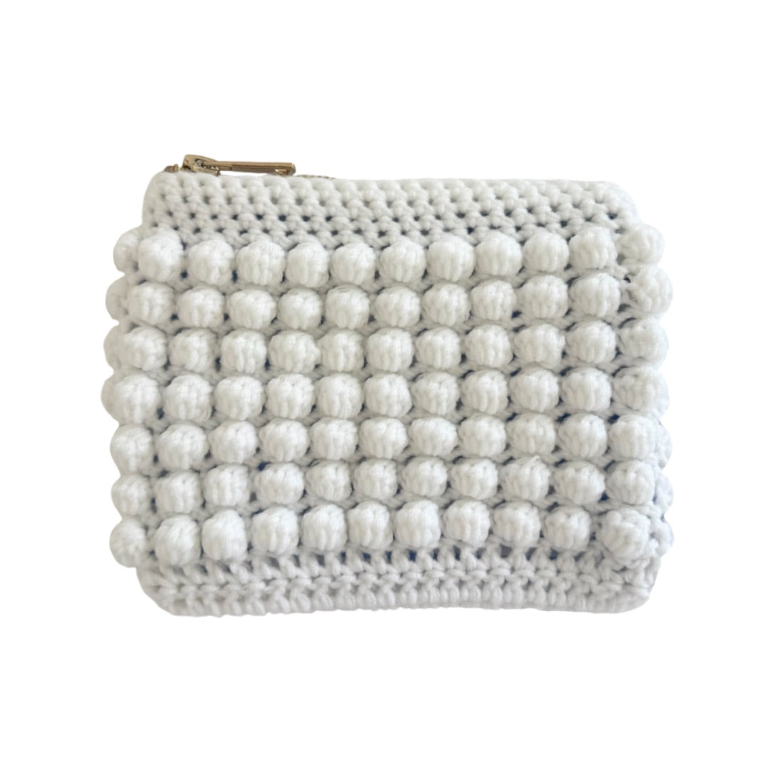 Bobble pouch in white