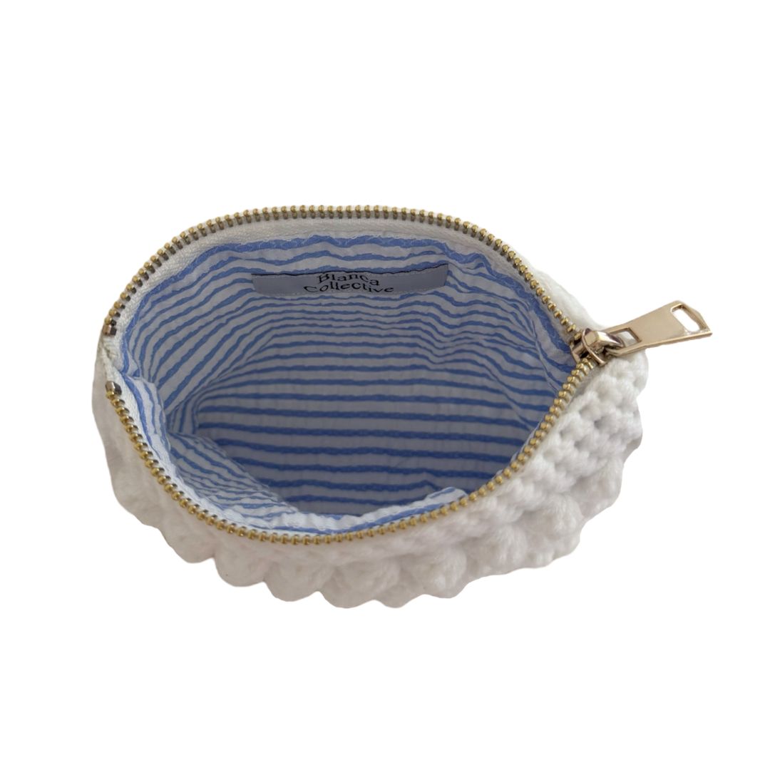 Bobble pouch in white