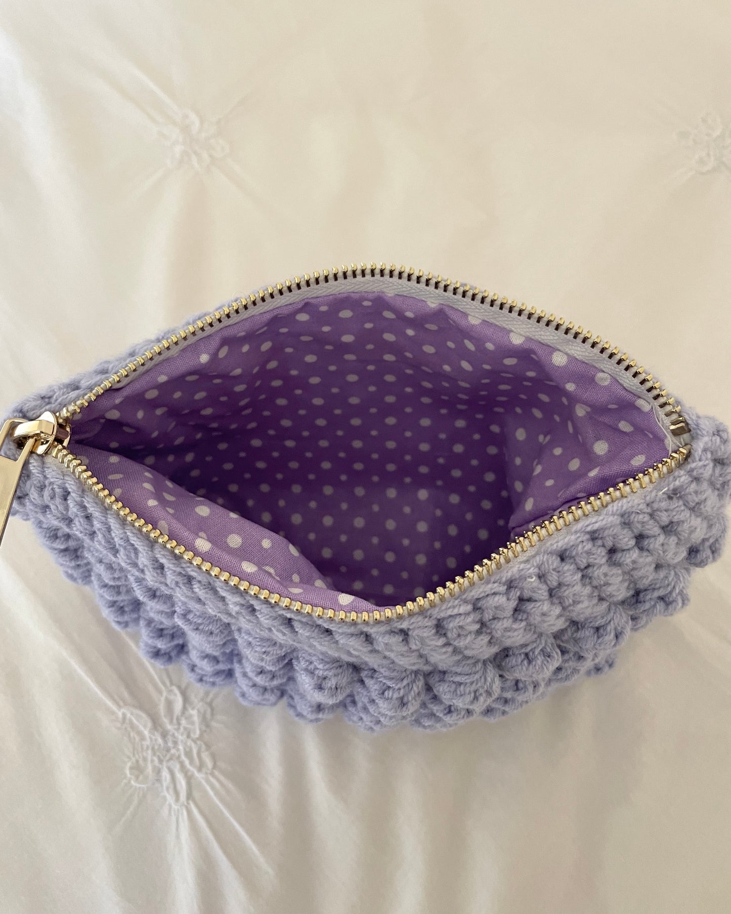 Bobble pouch in purple