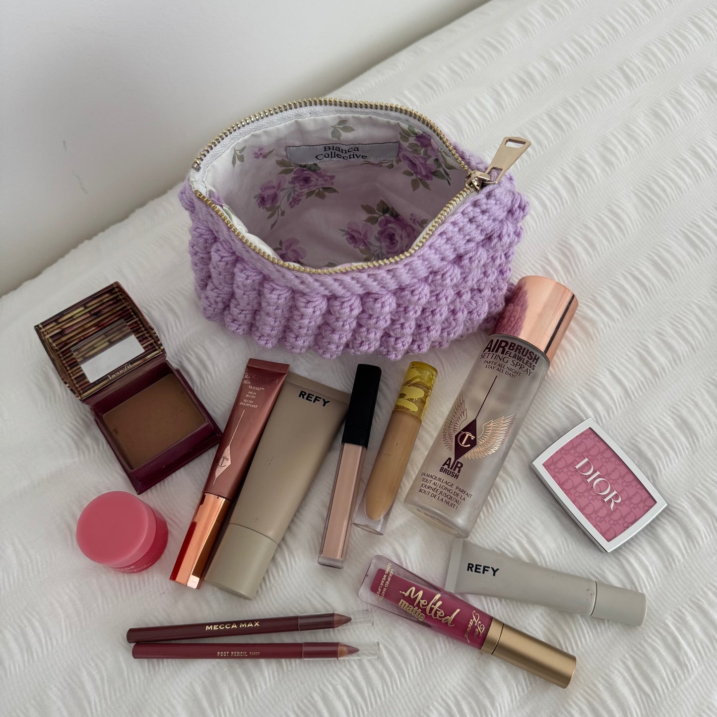 Bobble pouch in lilac