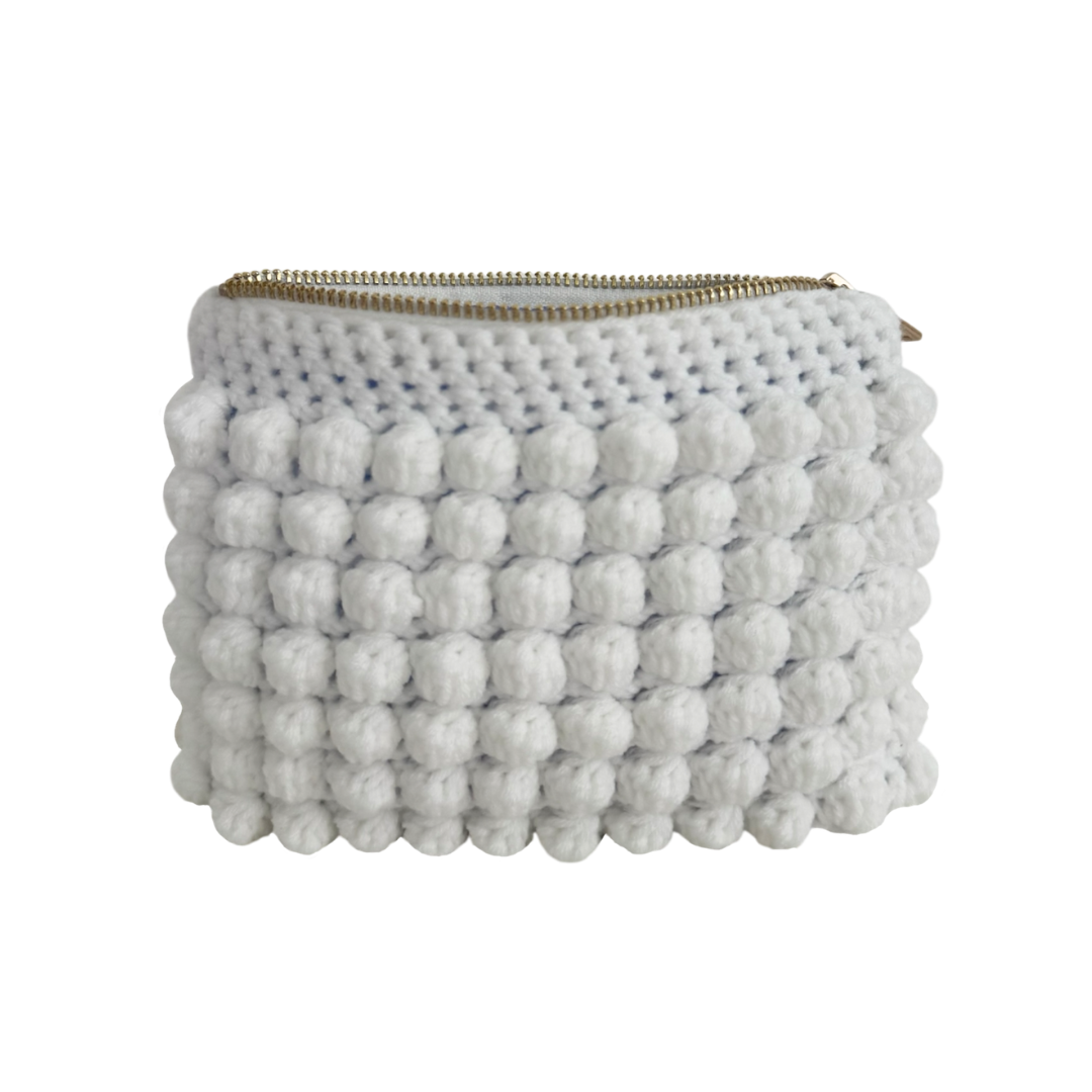 Bobble pouch in white